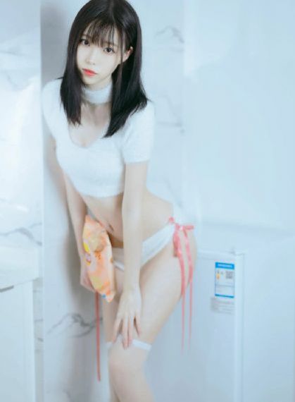 丰满饥渴难耐老女hd