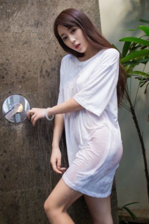 姑娘的故事中文在线观看