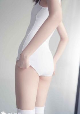 瞧着一家子