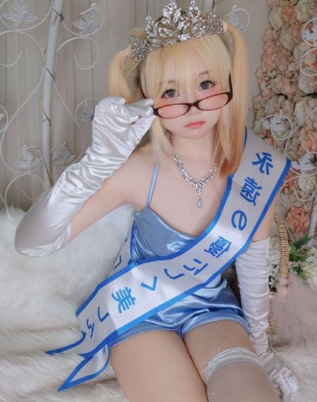 我在你床下
