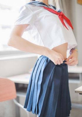 人与野鲁片公交车上