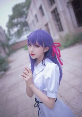 目迷五色